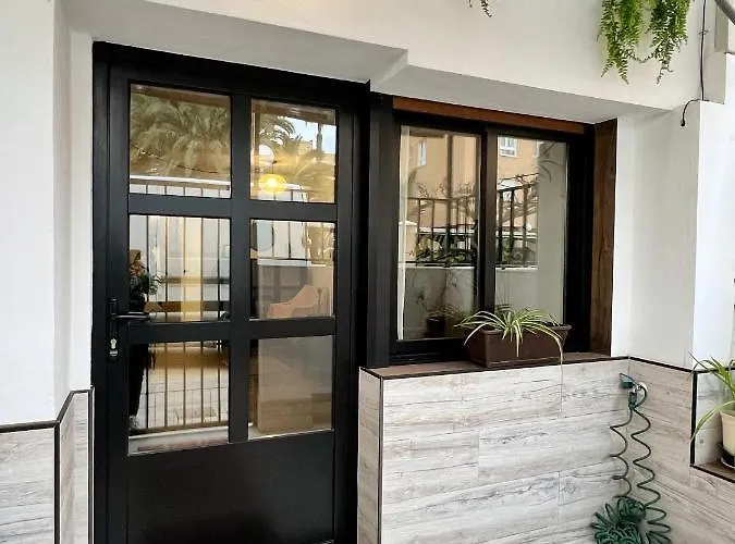 Casita Con Encanto A 200m De La Playa Nyaraló